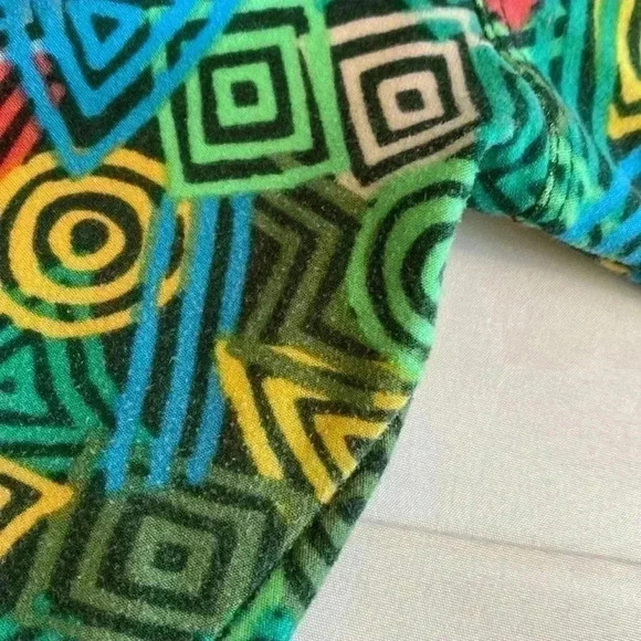 LulaRoe Geometric Pattern Leggings Tall Curvy. Set of two.  Ultra-soft  Material - Picture 11 of 12